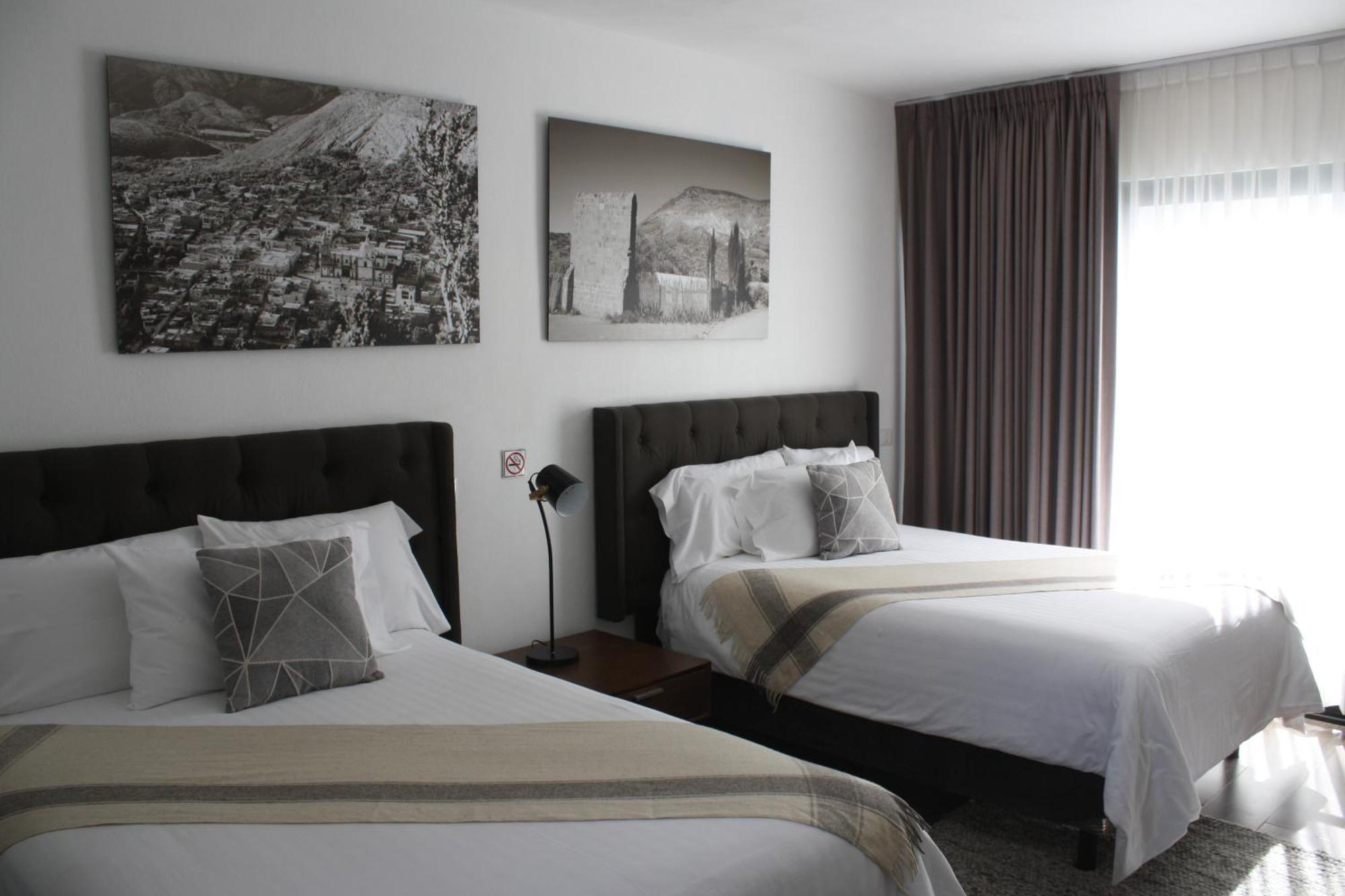 Hotel Mina Real Cedral Extérieur photo