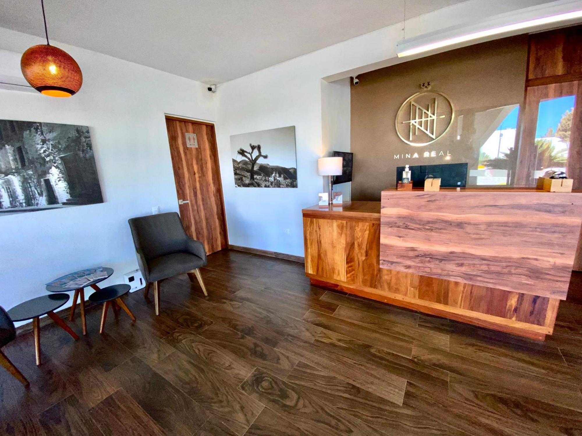Hotel Mina Real Cedral Extérieur photo