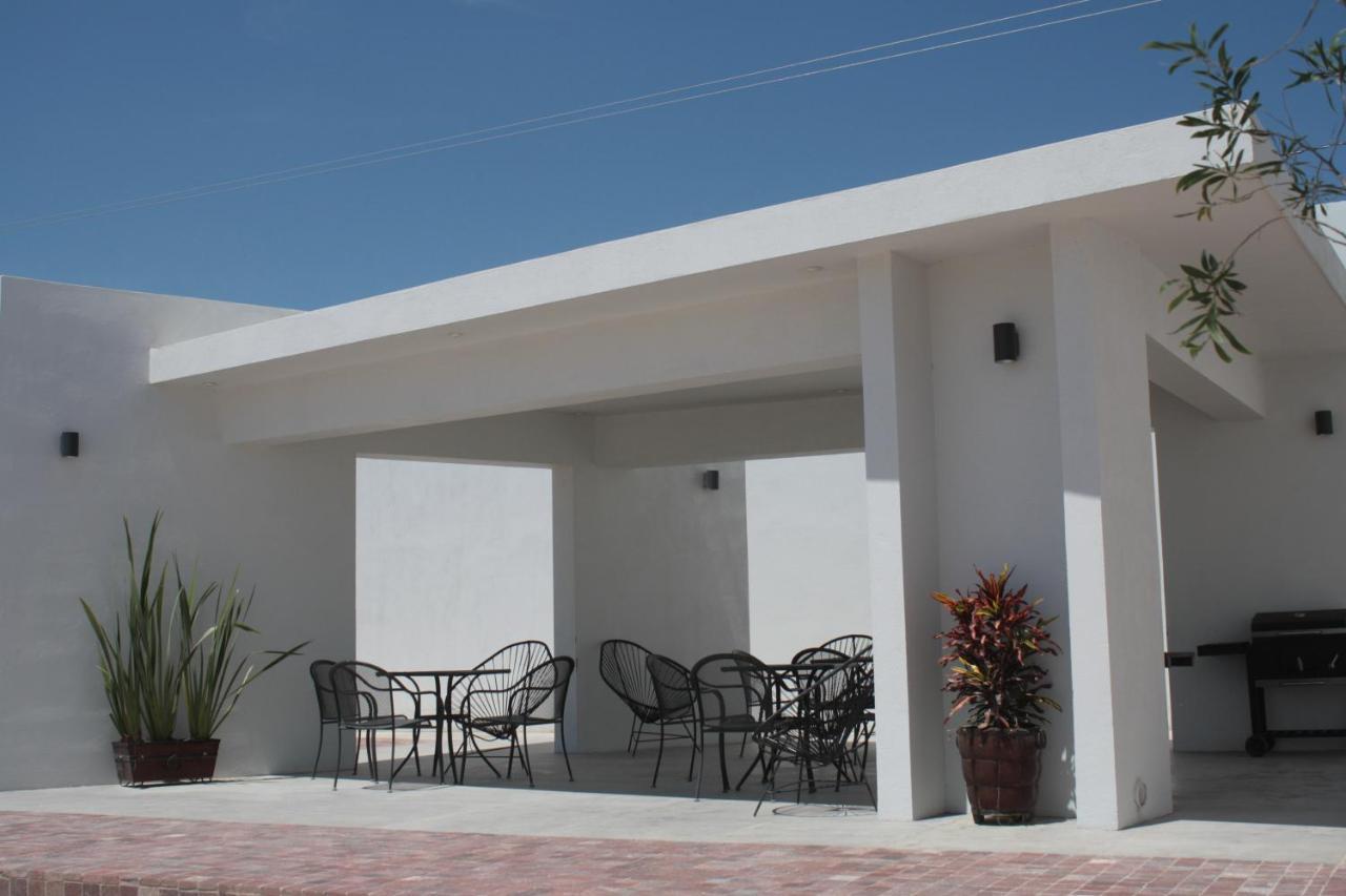 Hotel Mina Real Cedral Extérieur photo