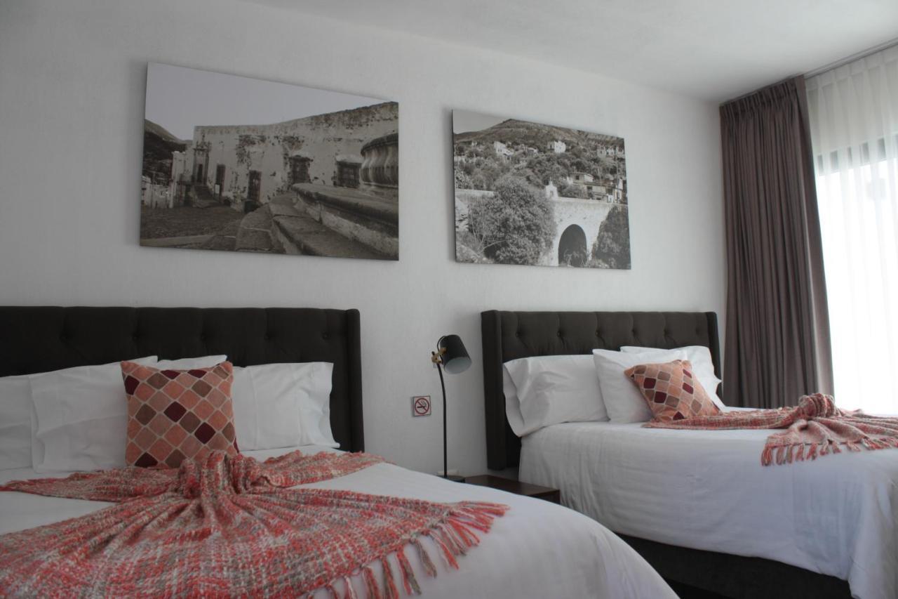 Hotel Mina Real Cedral Extérieur photo